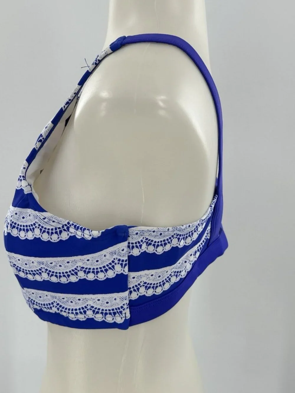 NWOT Venus Blue & White Striped High Neck Zipper Front Padded Swim Top 8